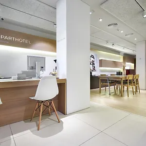 aparthotel-silver.topbarcelonahotels.com/